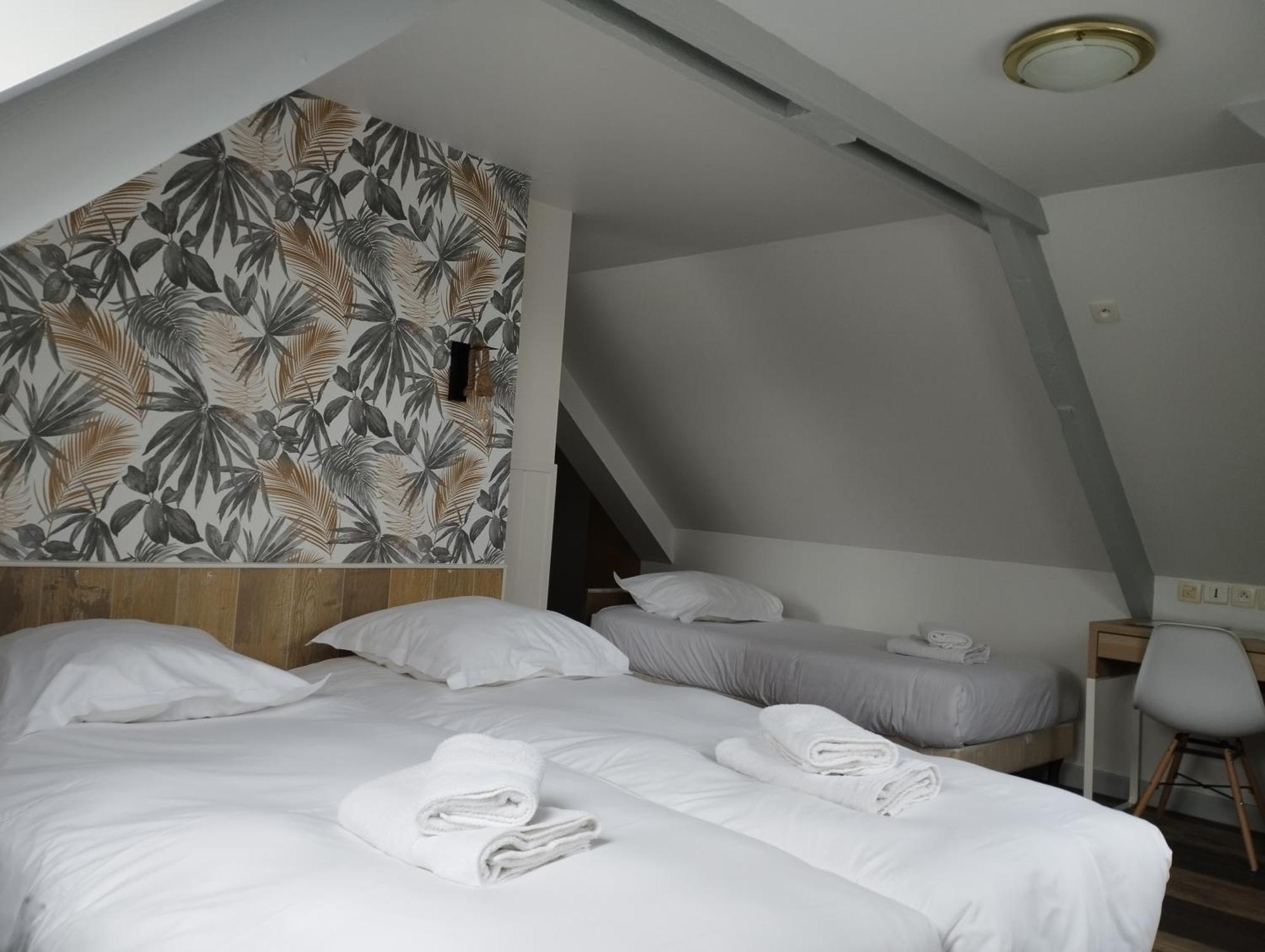 Brit Hotel L'Arrivee Guingamp Εξωτερικό φωτογραφία