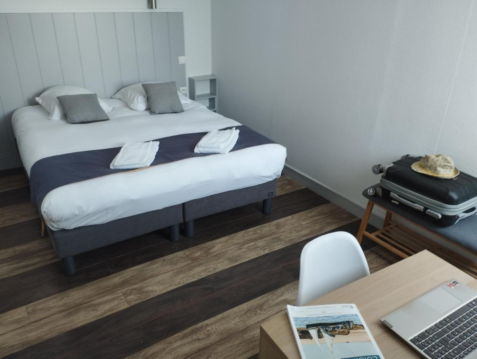 Brit Hotel L'Arrivee Guingamp Εξωτερικό φωτογραφία