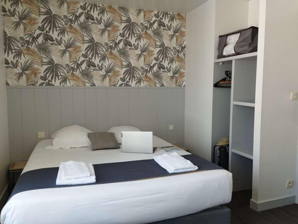 Brit Hotel L'Arrivee Guingamp Δωμάτιο φωτογραφία