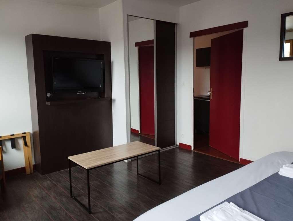 Brit Hotel L'Arrivee Guingamp Δωμάτιο φωτογραφία