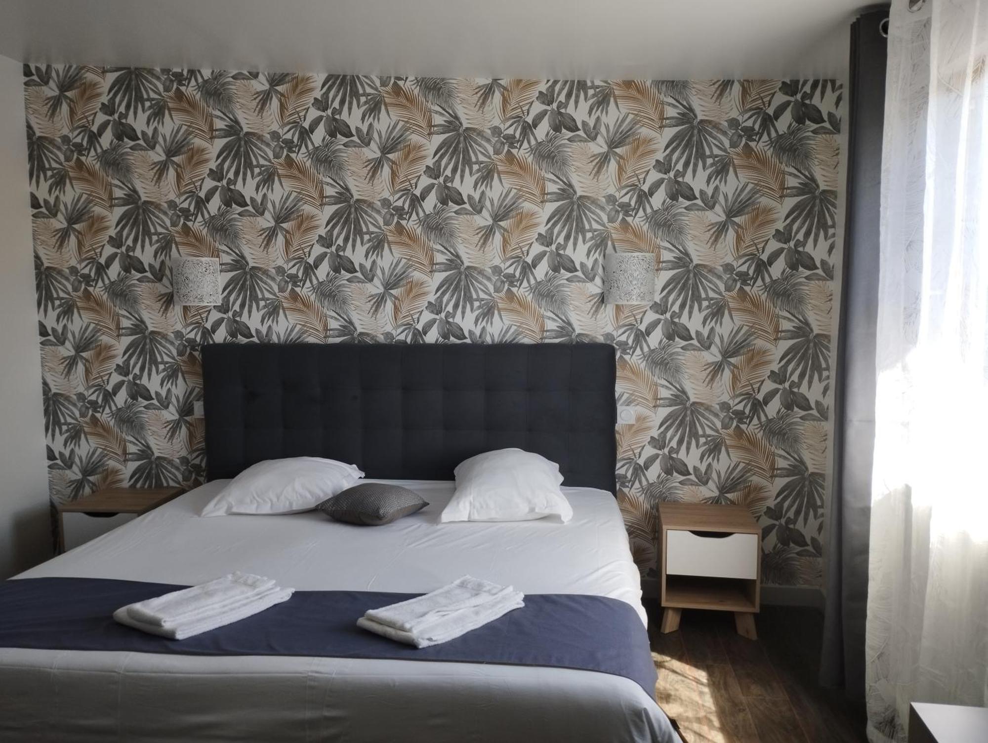 Brit Hotel L'Arrivee Guingamp Εξωτερικό φωτογραφία